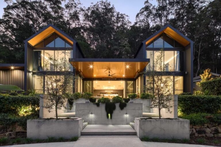 Expansive Home Inspired by Resorts, Termed a ‘Contemporary Architectural Wonder’